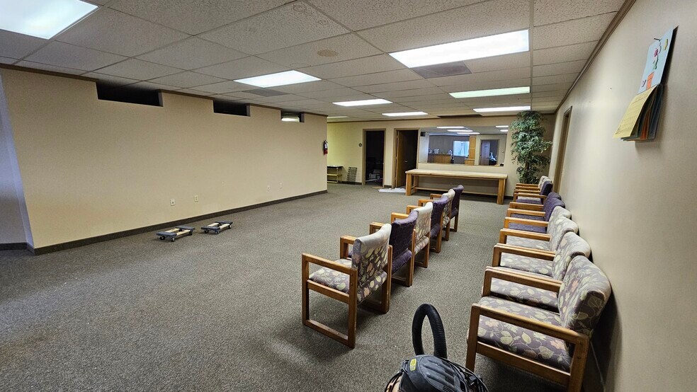 More Photos Of 625 E 500 S, Bountiful Medical For Lease