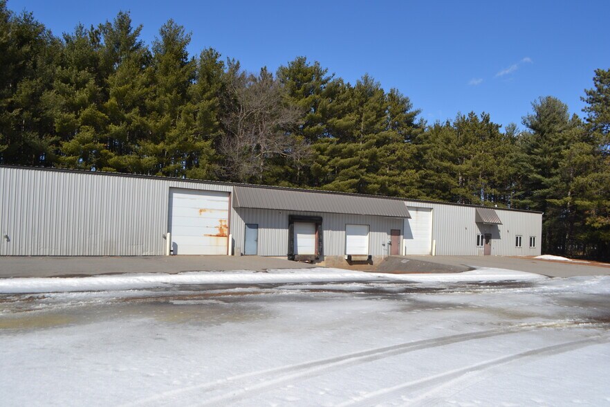 More Photos Of 6002 Saxon Ave, Weston Distribution For Lease