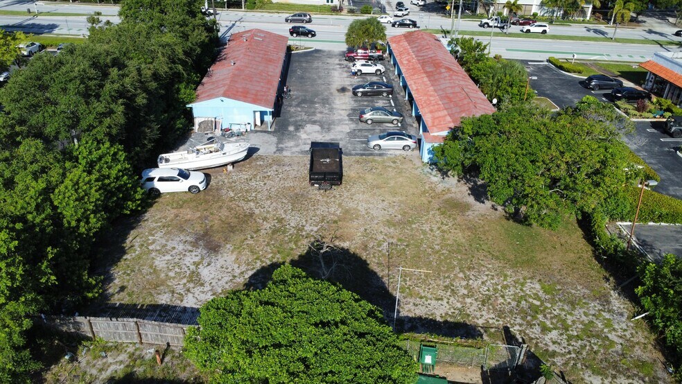 More Photos Of 1600 N Federal Hwy, Delray Beach Hotel For Sale