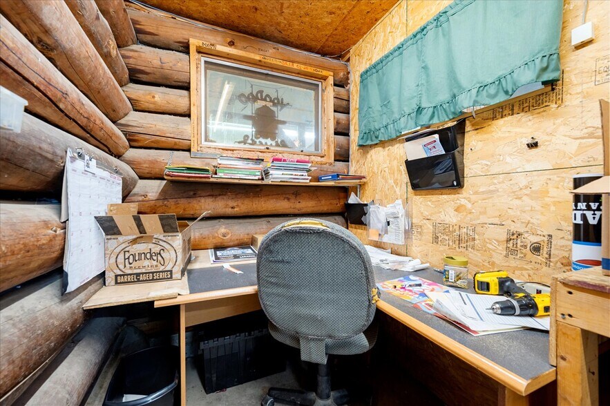 More Photos Of 485 Seneca St, Sherrill Freestanding For Sale