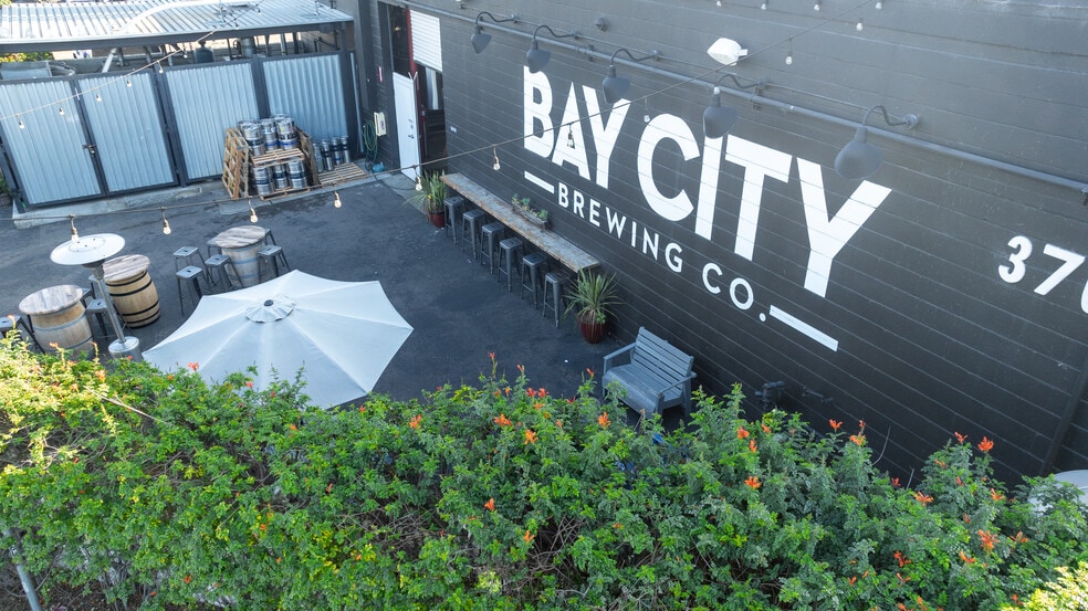 More Photos Of 3770 Hancock St, San Diego Unknown For Lease