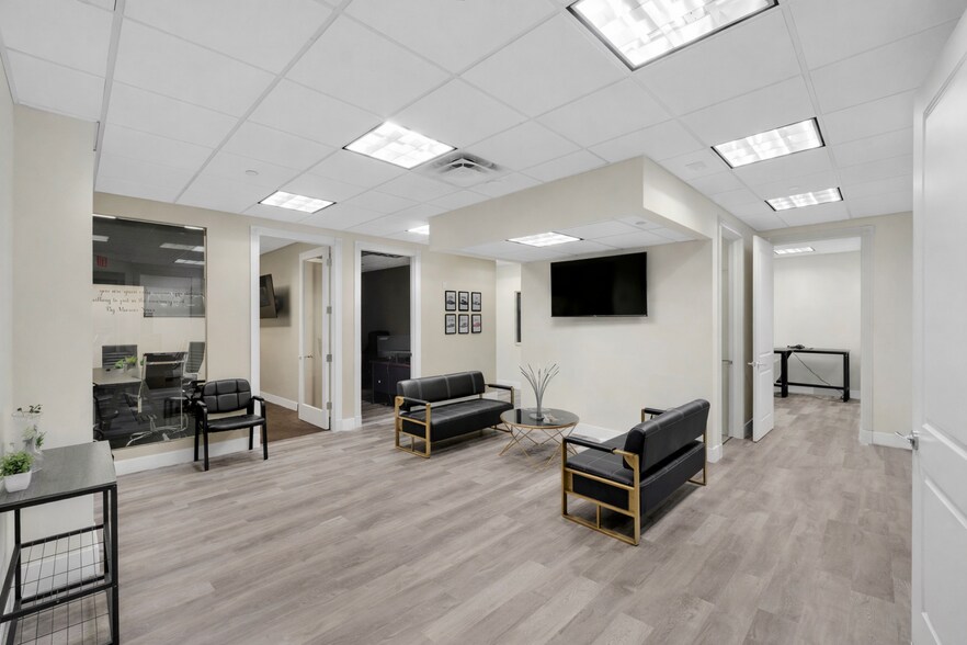 More Photos Of 3900 NW 126th Ave, Coral Springs Warehouse For Sale