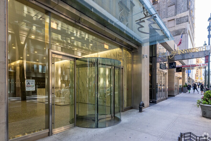 More Photos Of 33 E 33rd St, New York Office For Sale