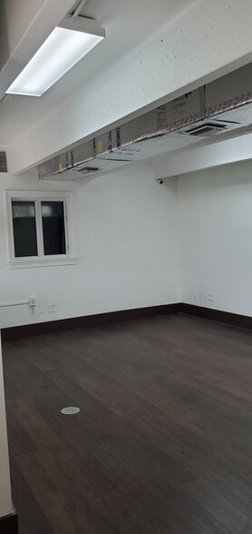 More Photos Of 4201-4237 NW 37th Ave, Miami Warehouse For Lease