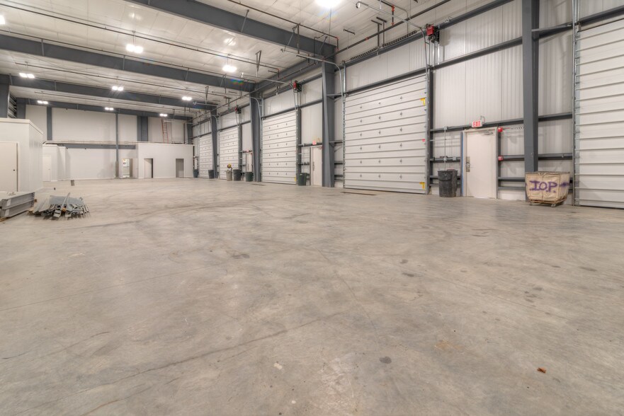 More Photos Of 2302 Turnpike St, North Andover General Retail For Sale