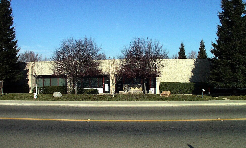 More Photos Of 10265 Rockingham Dr, Rancho Cordova Office For Sale