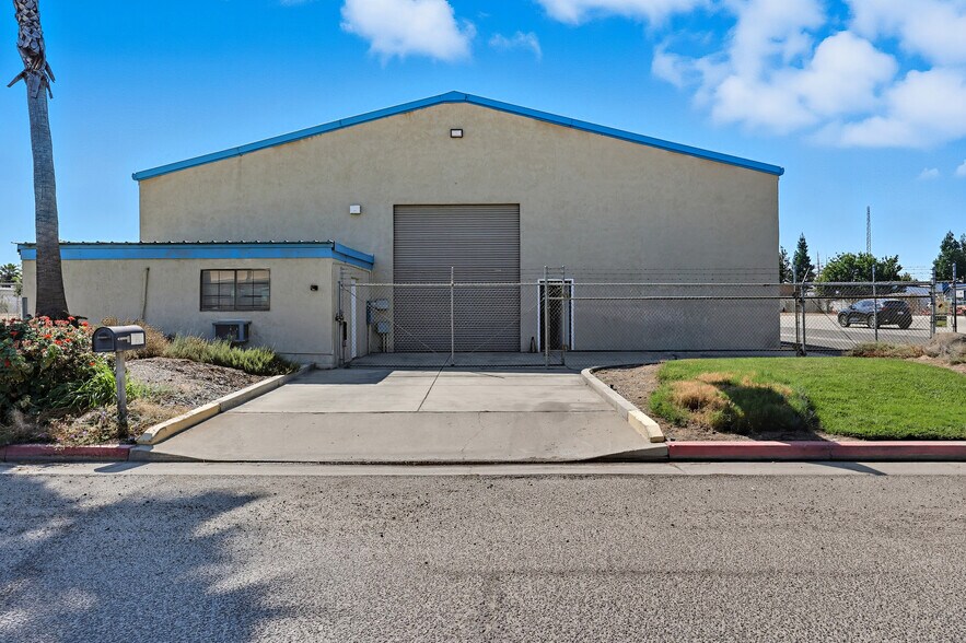 More Photos Of 240 Airpark Rd, Atwater Warehouse For Lease