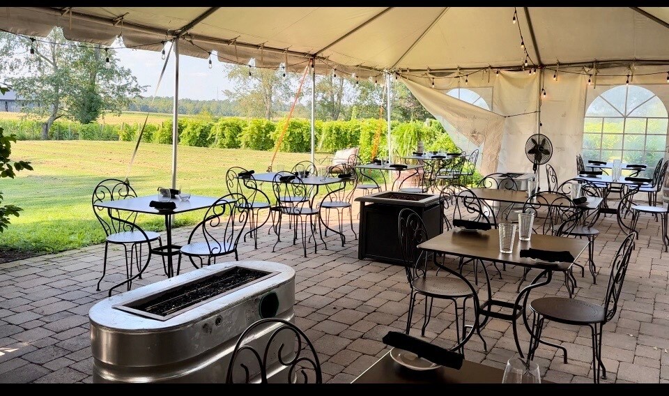 More Photos Of 6825 Old Richmond Rd, Lexington Winery Vineyard For Sale