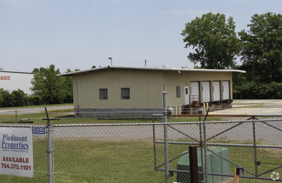 Primary Photo Of 466 Corporate Blvd, Rock Hill Truck Terminal For Lease