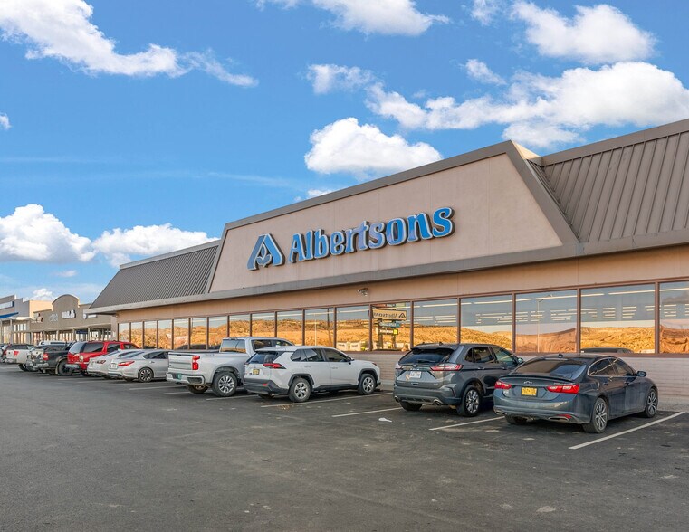 More Photos Of 1600-1800 E Historic Highway 66, Gallup Storefront For Sale