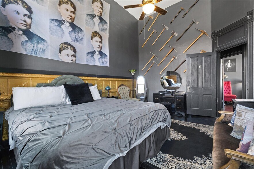 More Photos Of 301 Victor Ave, Victor Hotel For Sale