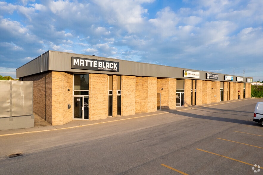 Primary Photo Of 401-413 Forge Rd SE, Calgary Showroom For Lease