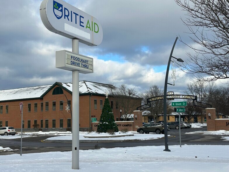 More Photos Of 265 N Union St, Olean Drugstore For Lease