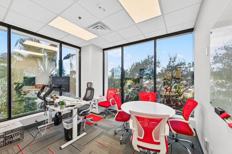 More Photos Of 930 S Harbor City Blvd SW, Melbourne Office For Sale