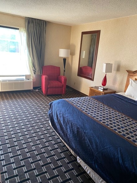 More Photos Of 25297 Lankford Hwy, Onley Hotel For Sale