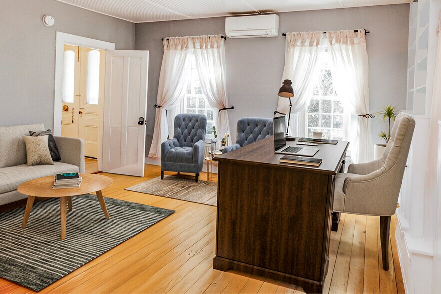 More Photos Of 42 Hyde Rd, Brooklyn Hospitality For Sale