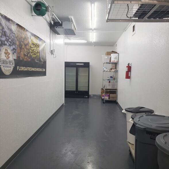 More Photos Of 3002 N Wilder Rd, Plant City Convenience Store For Sale