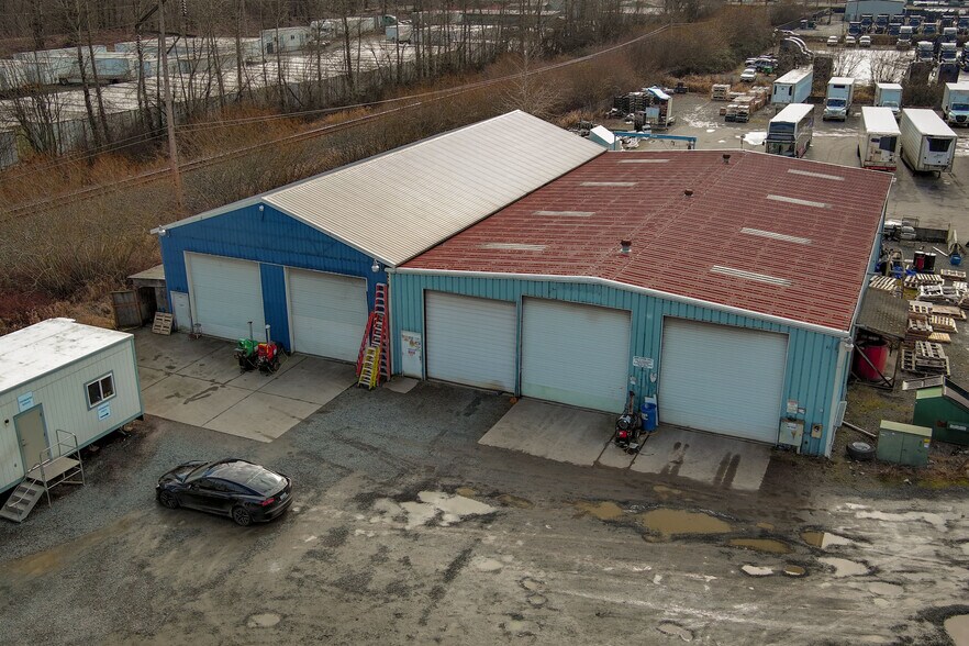 More Photos Of 931 Valentine Ave SE, Pacific Warehouse For Lease