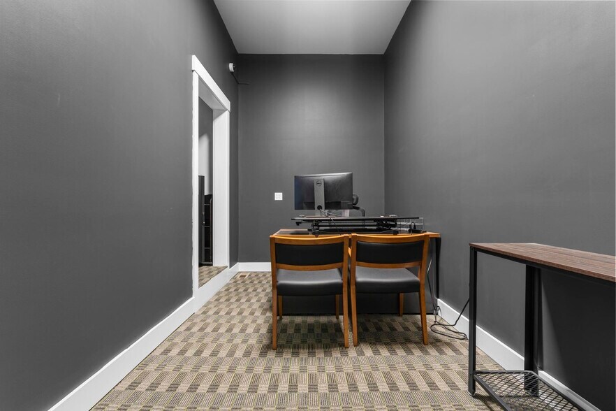 More Photos Of 698 Main St, Branford Office For Sale