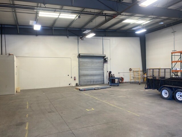 More Photos Of 1190-1200 Lander Ave, Turlock Warehouse For Lease