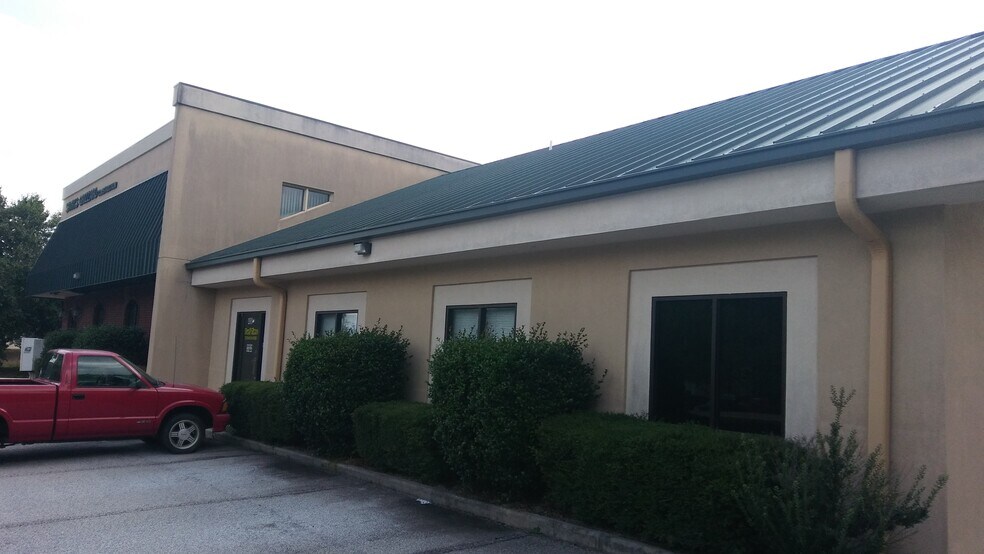 3190 Lenora Church Rd, Snellville, GA 30039 Office For Sale