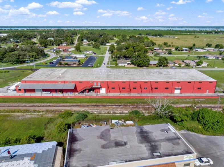 More Photos Of 110-112 W Interlake Blvd, Lake Placid Warehouse For Sale