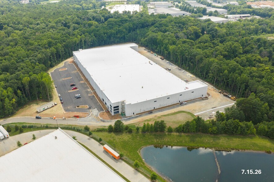 More Photos Of 10203 Pineville Distribution St, Pineville Distribution For Lease