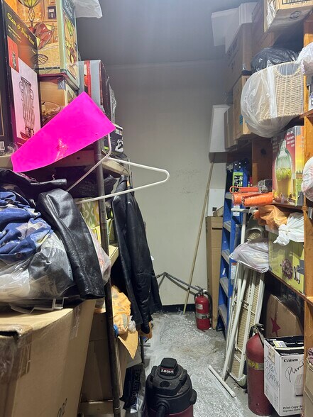 More Photos Of 1030 Dry Branch Rd, Hopkins General Retail For Sale