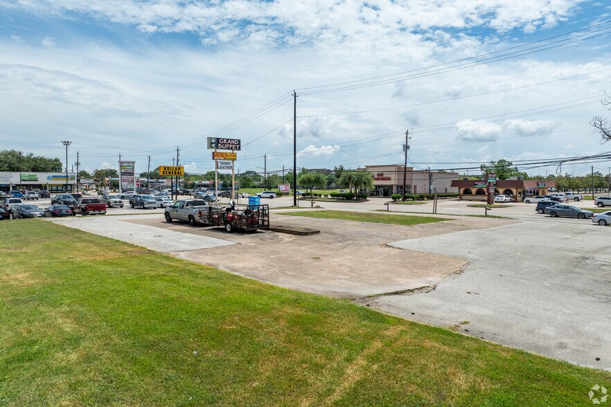 More Photos Of 8301 Spencer Hwy, Deer Park Land For Lease