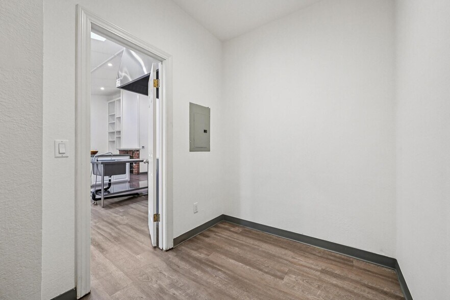 More Photos Of 1605 Lucas Valley Rd, San Rafael Healthcare For Sale