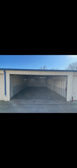 Primary Photo Of 1627 Santa Clara dr, Roseville Industrial For Lease