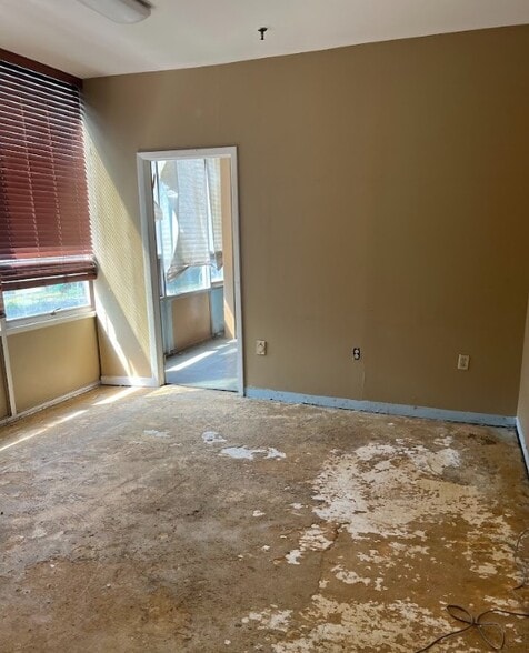 More Photos Of 342 US Highway 22, Green Brook Warehouse For Lease