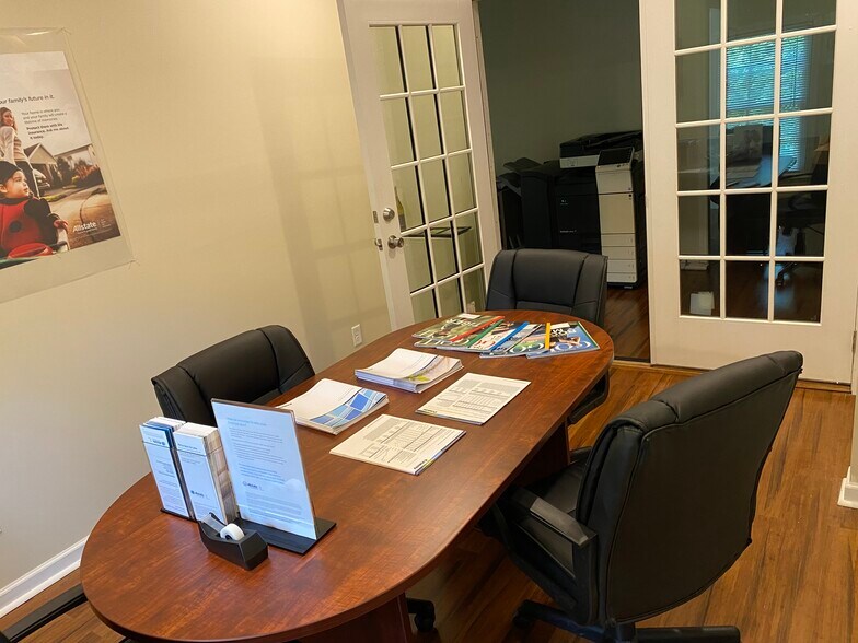 More Photos Of 4014 Clairmont Rd, Atlanta Office For Lease