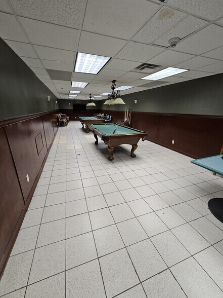 More Photos Of 913 E 108th St, Brooklyn Storefront Retail Office For Sale