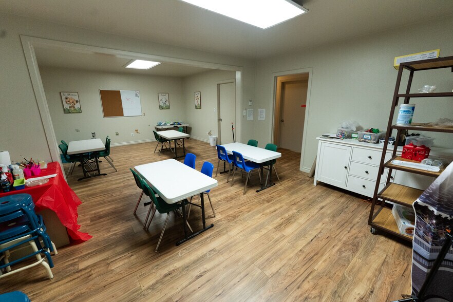 More Photos Of 631 12th St, Imperial Beach Religious Facility For Lease