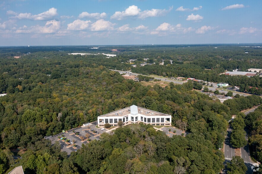More Photos Of 2520 Meridian Pky, Durham Unknown For Lease