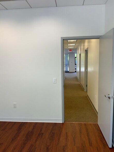 More Photos Of 643 Route 211E, Middletown Storefront Retail Office For Lease