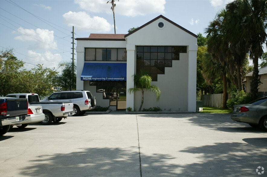 More Photos Of 501 W Peachtree St, Lakeland Office For Sale