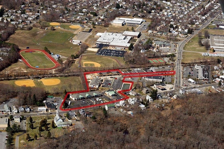 More Photos Of 424-434 Main St, Spotswood Unknown For Lease