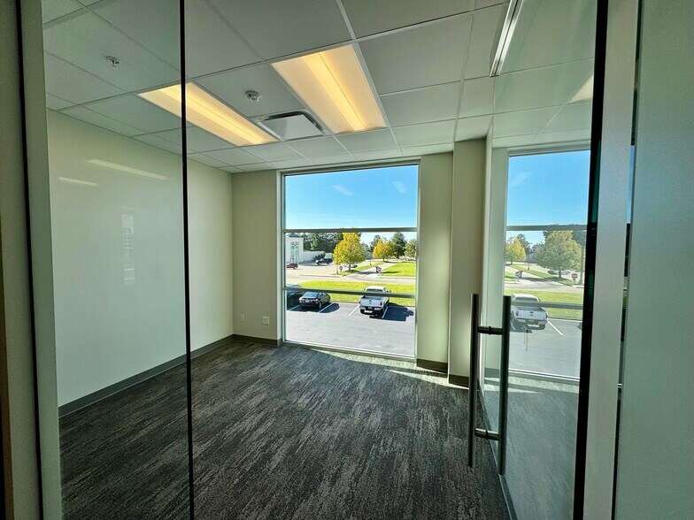 More Photos Of 4605 Harrison Blvd, Ogden Office For Sale