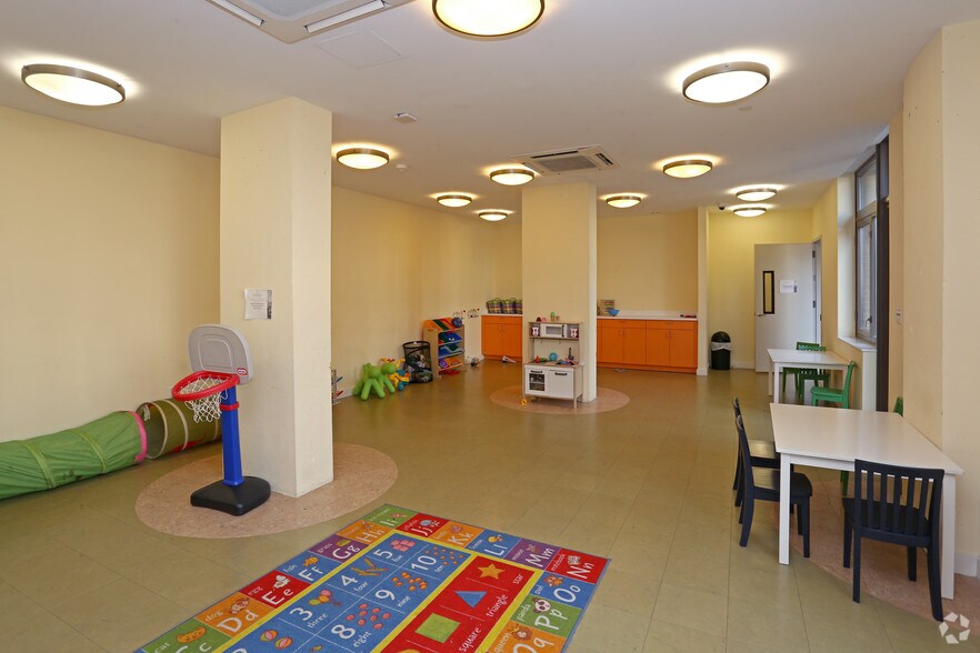 More Photos Of 626-632 Flatbush Ave, Brooklyn Apartments For Lease