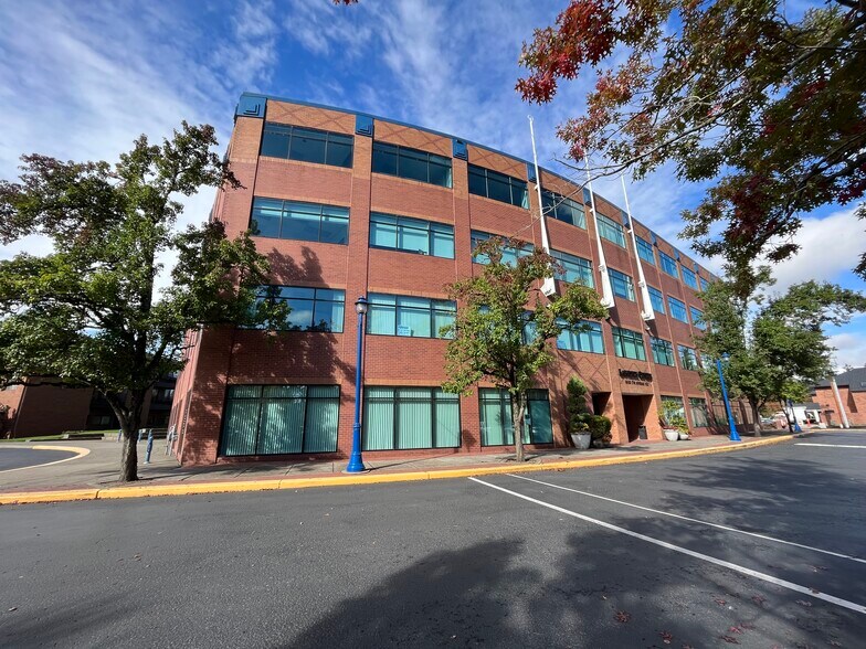 More Photos Of 8100 SW Nyberg Rd, Tualatin Loft Creative Space For Lease