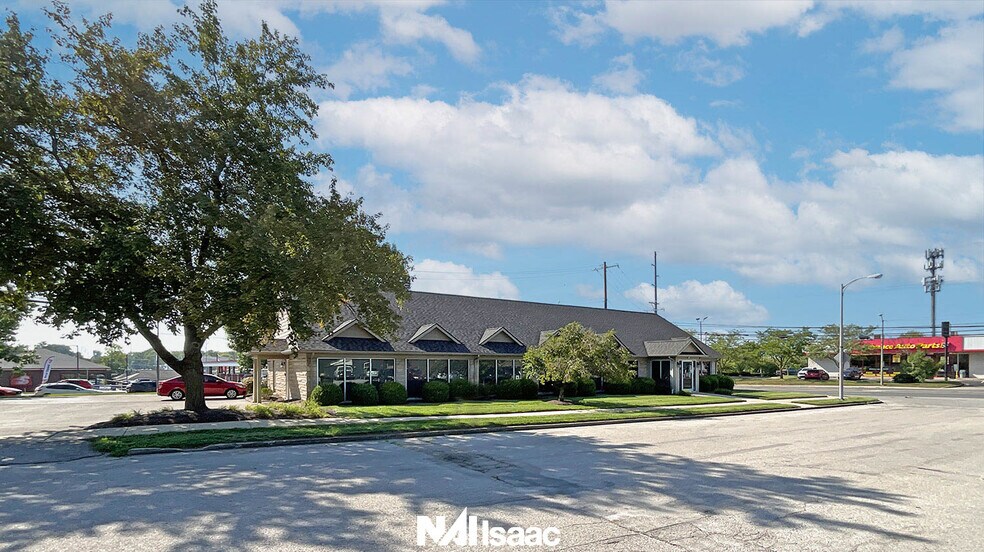 More Photos Of 1316 Versailles Rd, Lexington Office For Sale