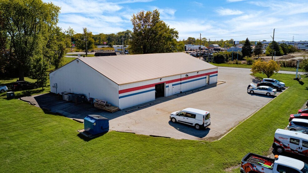 More Photos Of 5342 Elmwood Ave, Indianapolis Unknown For Lease