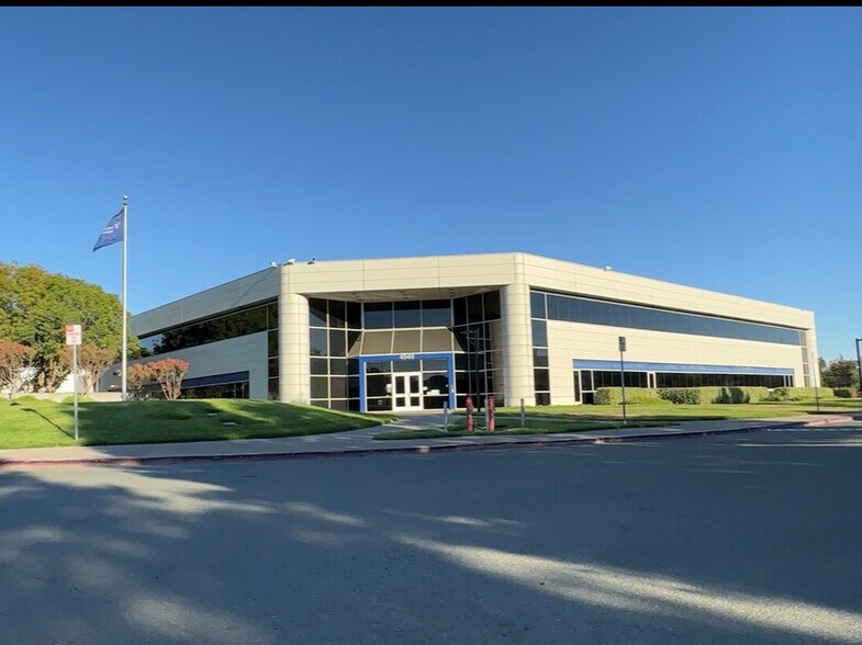 More Photos Of 4040 Nelson Ave, Concord Light Manufacturing For Sale