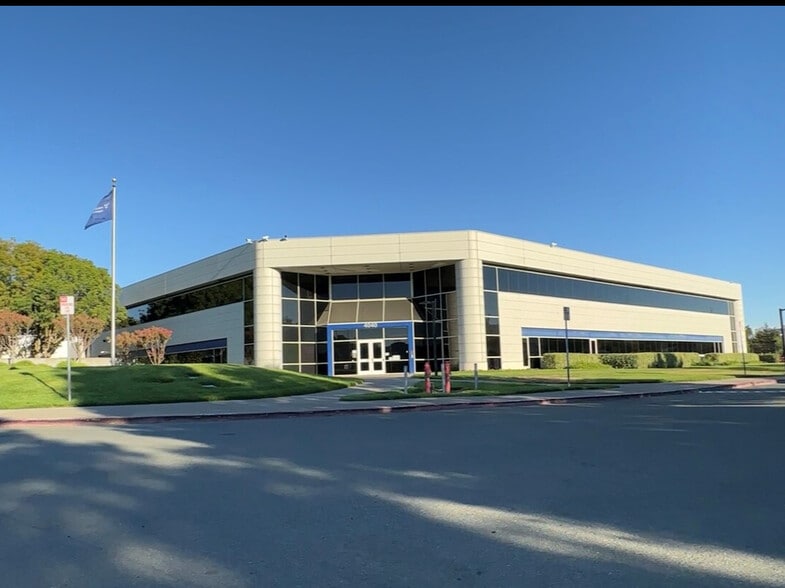 More Photos Of 4040 Nelson Ave, Concord Light Manufacturing For Lease