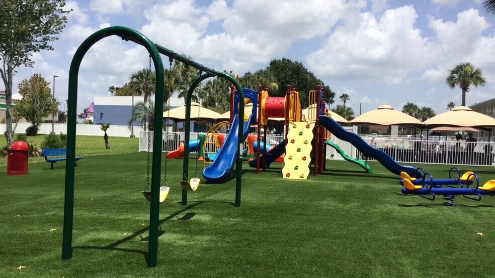 More Photos Of 5200 W Irlo Bronson Memorial Hwy, Kissimmee Hotel For Sale