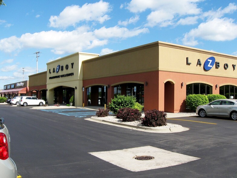 Primary Photo Of 6025 W Saginaw Hwy, Lansing Freestanding For Sale