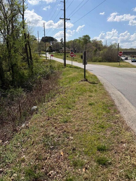 More Photos Of 0 Young Dr, Lexington Land For Sale