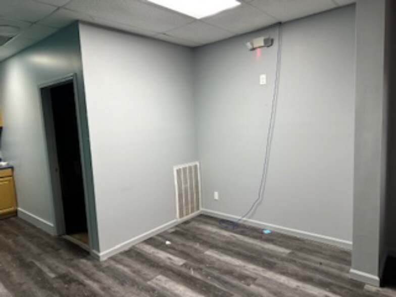 More Photos Of 12400 Front Beach Rd, Panama City Beach Light Distribution For Lease